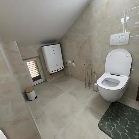 לינה וארוחת בוקר Luxury 3*